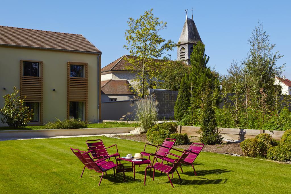 Les Herbes Folles Hotel 4*
