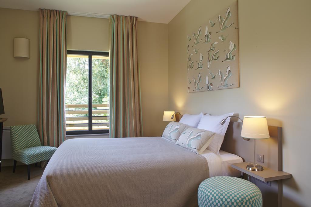 Les Herbes Folles Hotel Mauregard